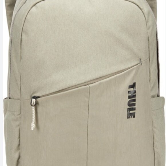 NWT-Thule 16-Liter Recycled Polyester Backpack - Picture 2 of 7